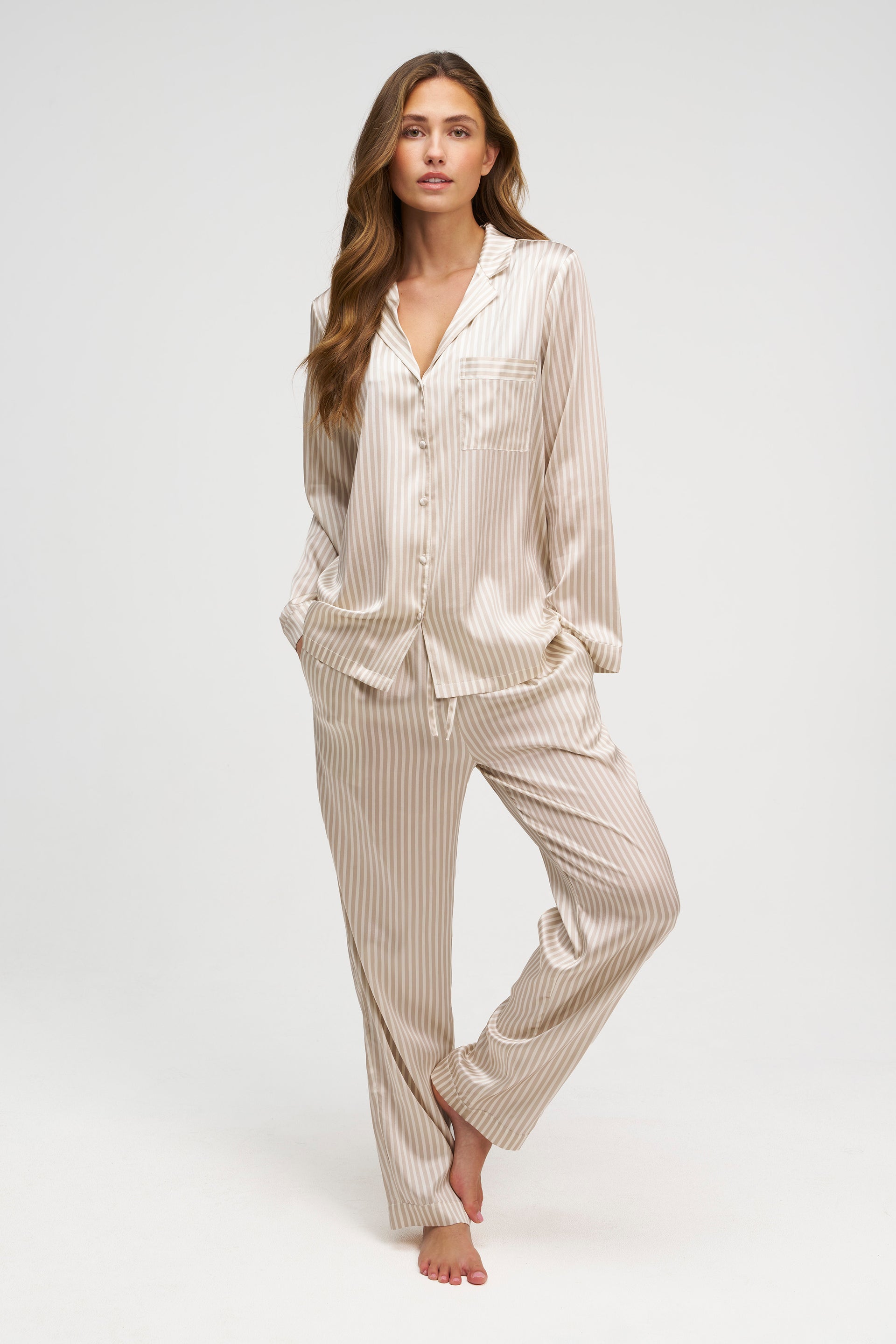 Rest & Home™ Ensemble pyjama long en soie premium rayé